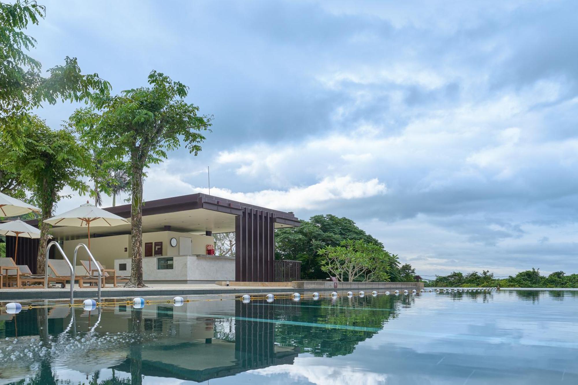 Hotel Royal Chiao Hsi Jiaoxi Exterior foto The pool at the resort